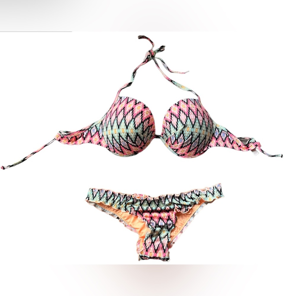 Victoria Secret bikini - Picture 3 of 8